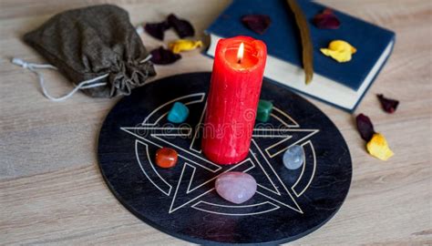 Heal Your Soul: The Therapeutic Properties of Occult Fabric
